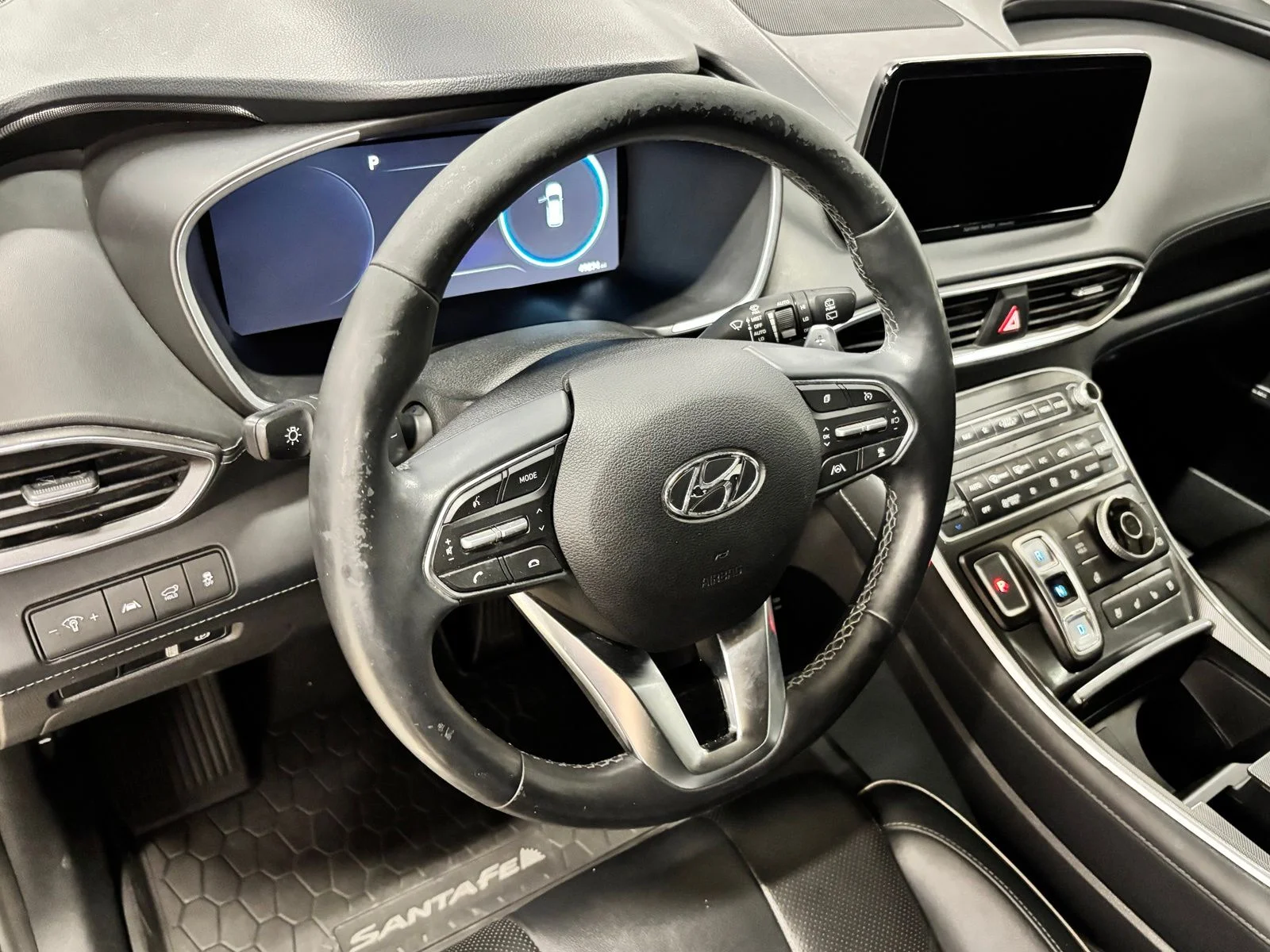 Used 2021 Black Hyundai Limited image 16