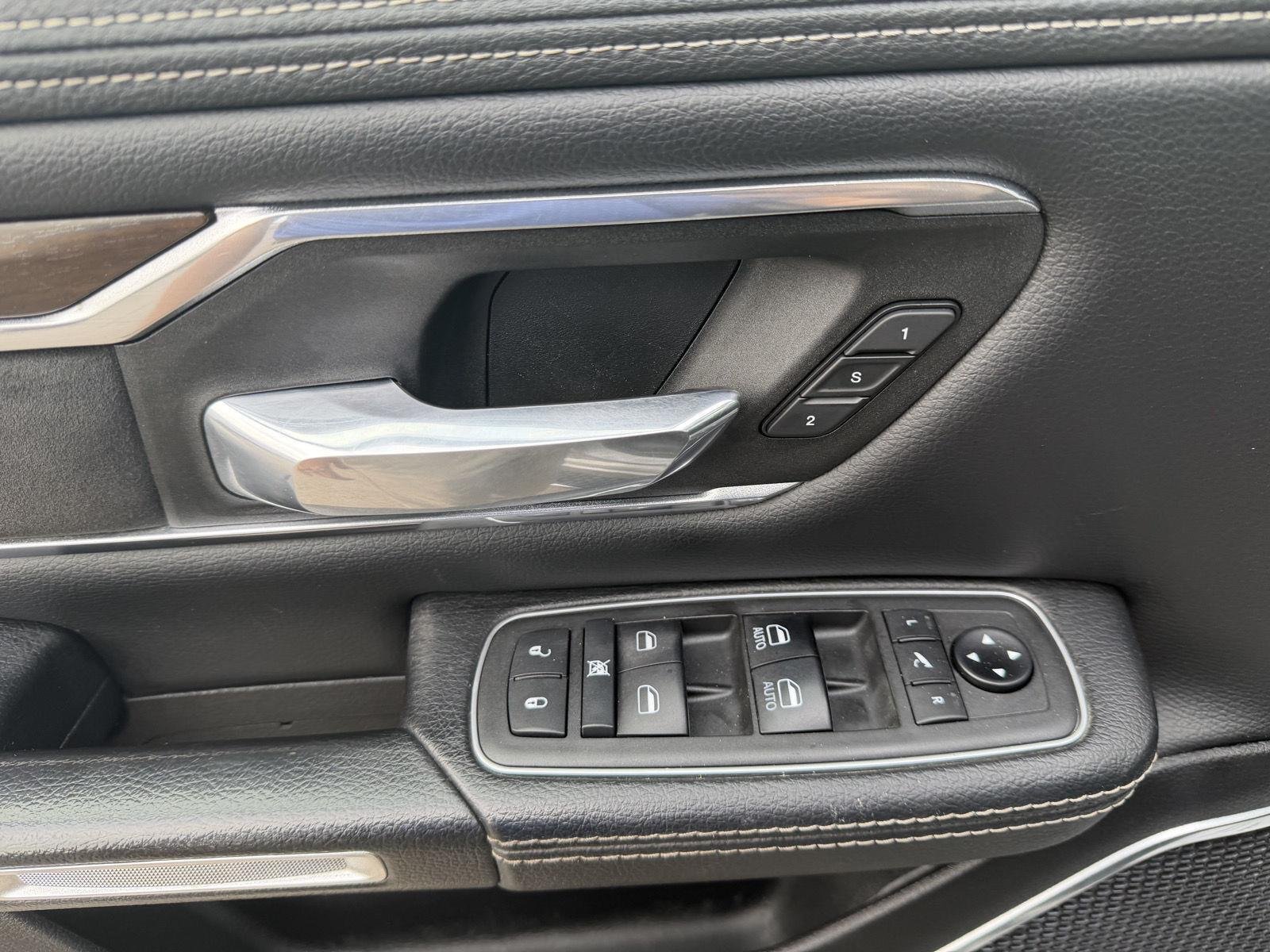 Used 2021 Billet Silver Metallic Clearcoat Ram Laramie image 12