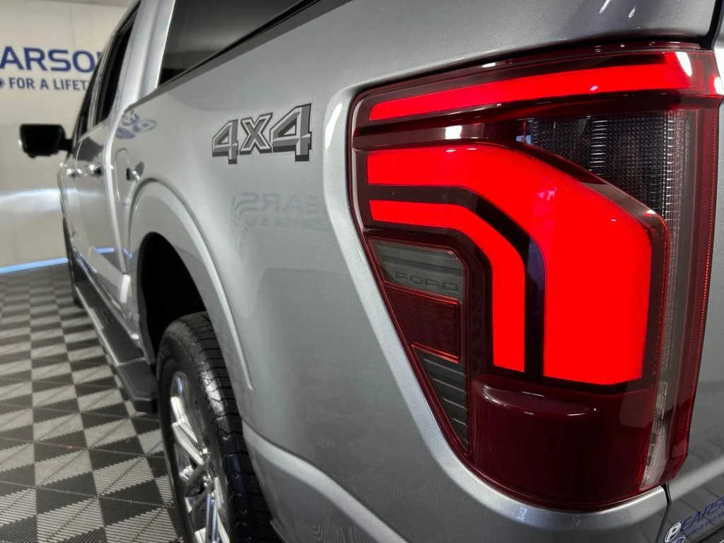 Used 2025 Silver Ford Lariat image 10