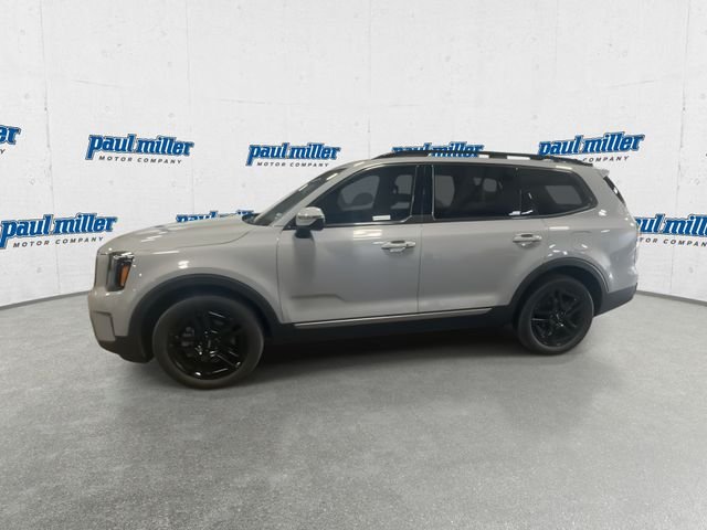 Certified Used 2023 Gray Kia EX X-Line image 5