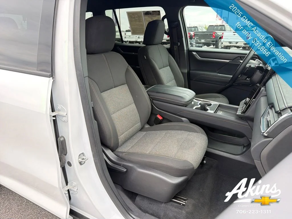 2025 GMC Acadia Elevation - Photo 18
