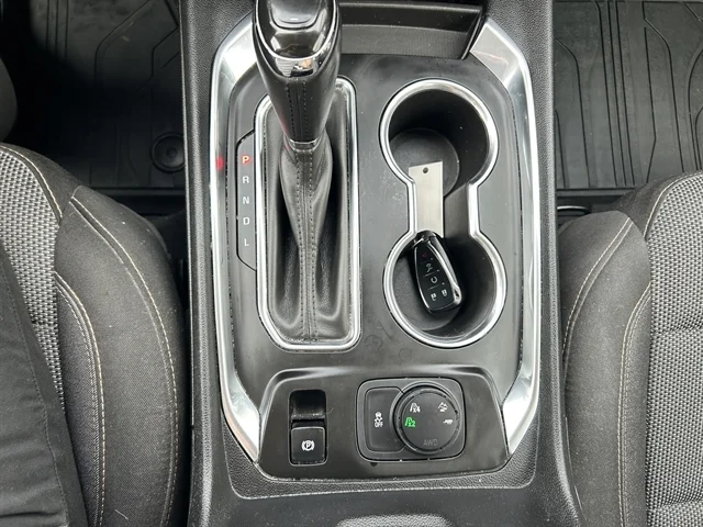 Used 2018 Brown CHEVROLET LT Cloth image 37