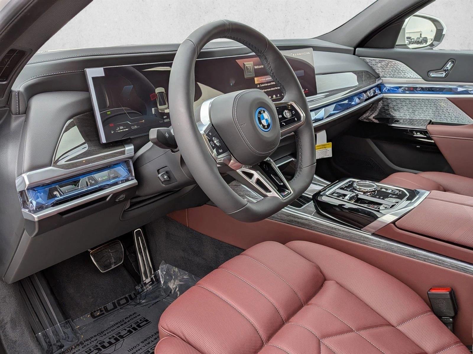 Used 2026 Mineral White Metallic BMW 750e xDrive image 3