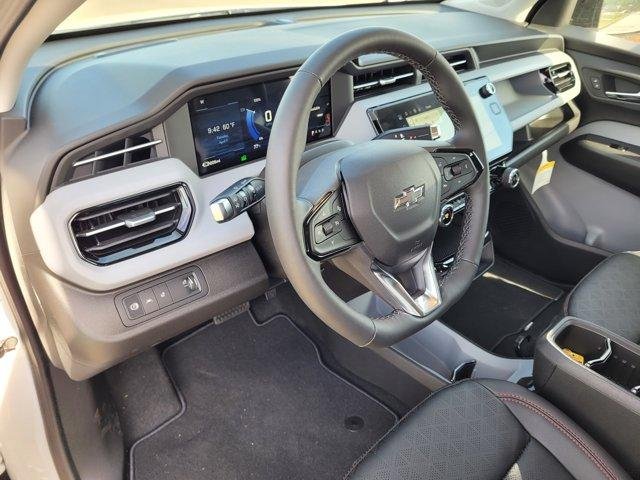 2027 Chevrolet Bolt RS - Photo 9