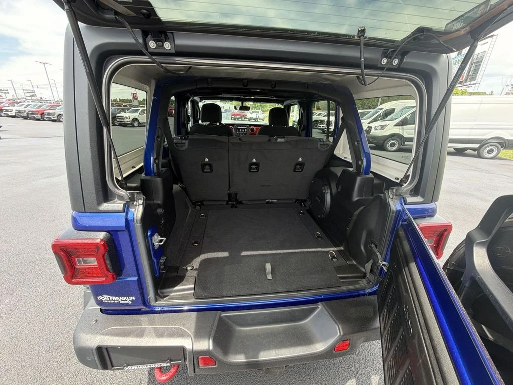 Used 2019 Blue Jeep Unlimited Rubicon image 28
