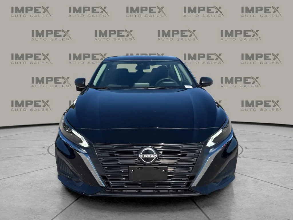 Used 2025 Black Nissan 2.5 SV image 8