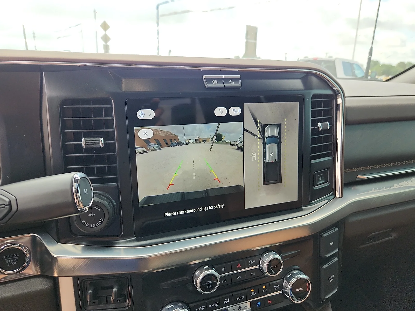 New 2026 Star White Metallic Tri-Coat Ford F-350® King Ranch® image 23