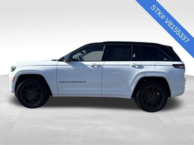 New 2027 Bright White Clearcoat Jeep Summit image 4