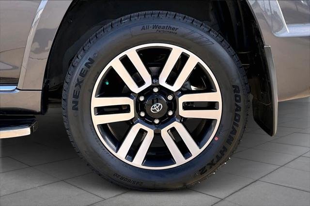 Certified Used 2022 MAGNETIC GRAY MET. Toyota  image 10