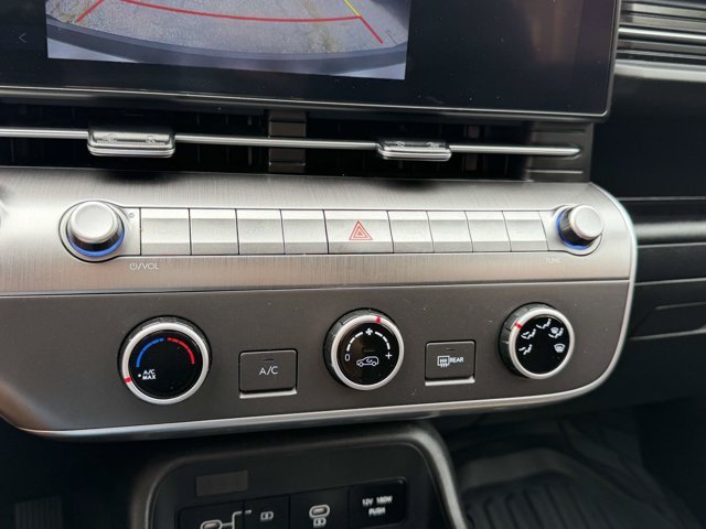 2024 Hyundai Kona SE - Photo 28