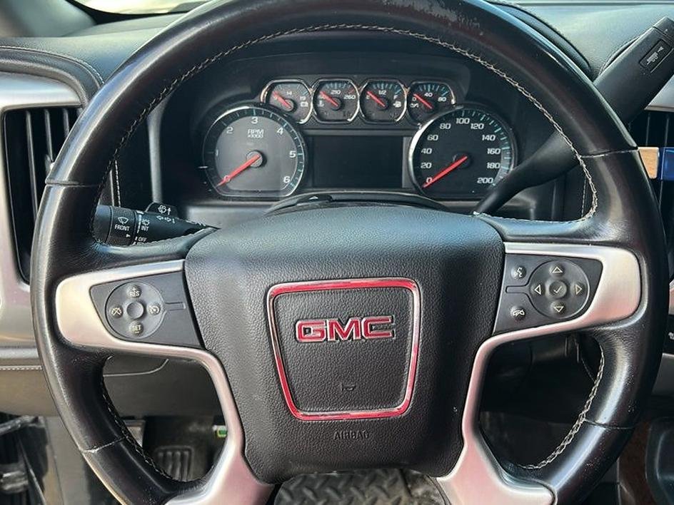 Used 2017 Black GMC SLE image 11