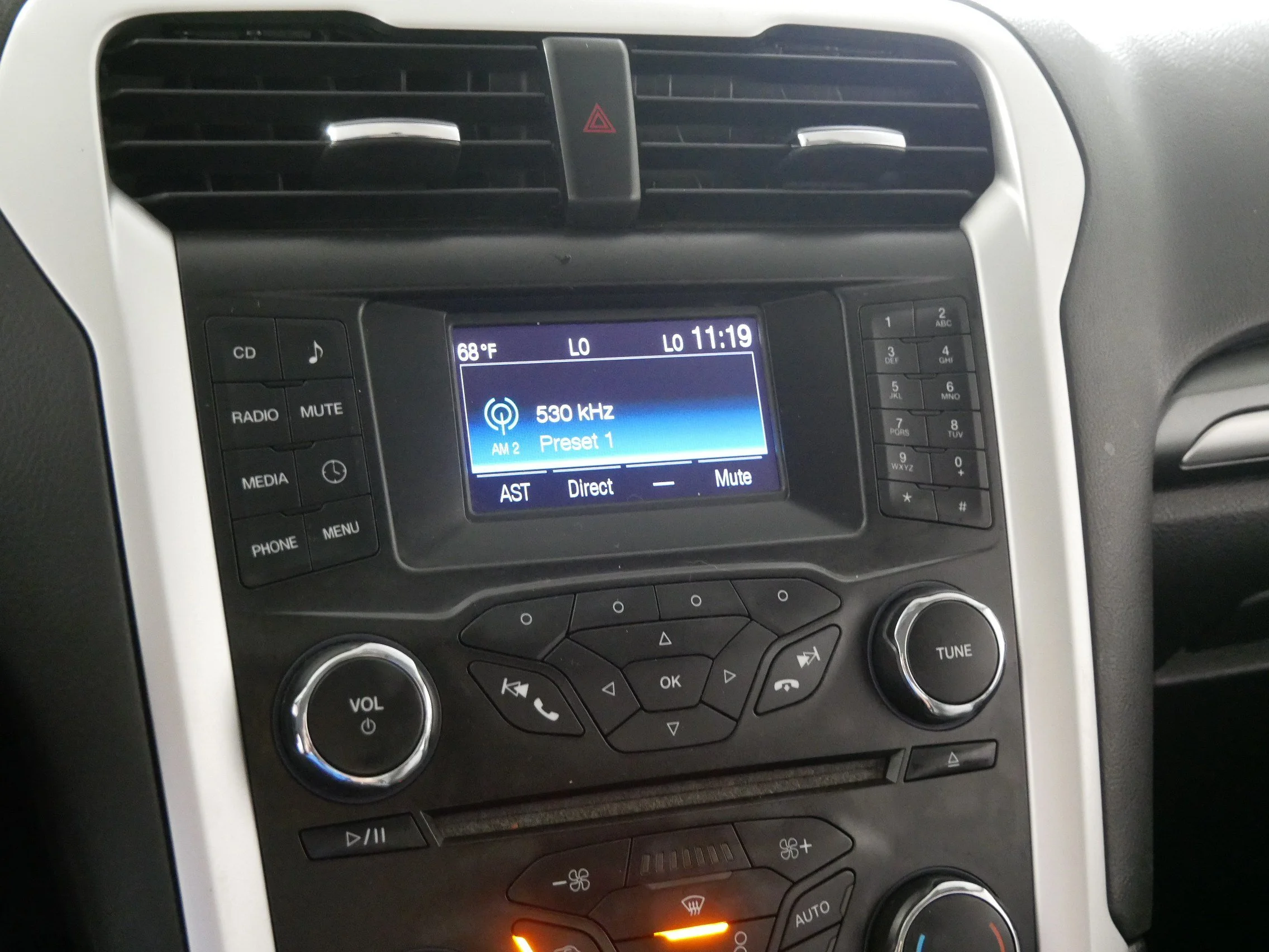 Used 2014 Ingot Silver Metallic Ford S Hybrid image 22