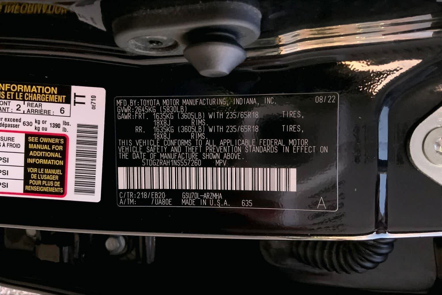 Used 2022 Midnight Black Metallic Toyota XLE image 31