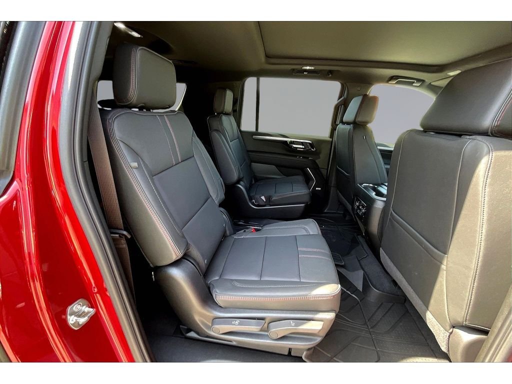 2026 Chevrolet Suburban RST - Photo 8