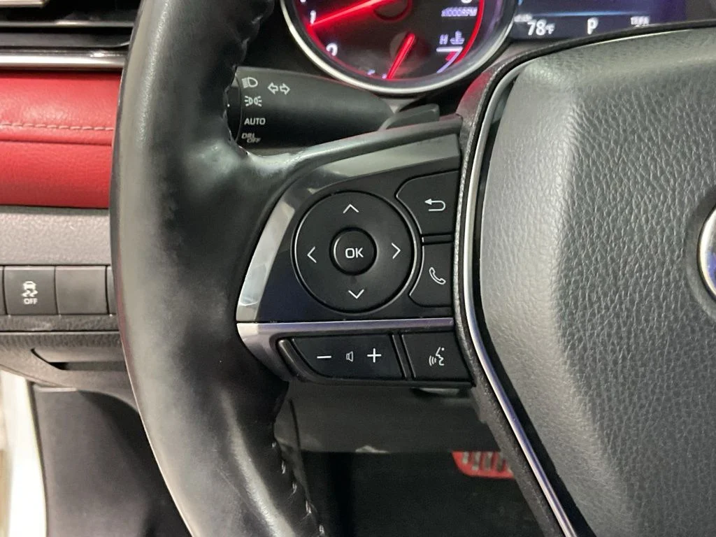 Used 2020 Midnight Black Metallic Toyota XSE image 9