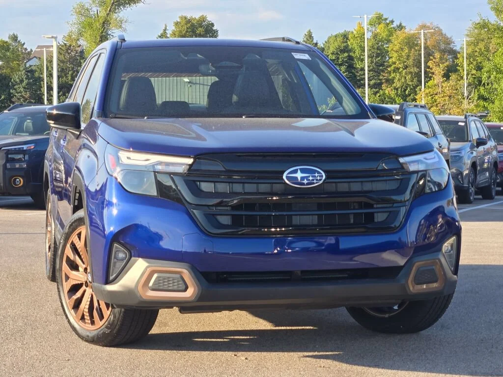 Used 2025 Blue Subaru Sport image 3