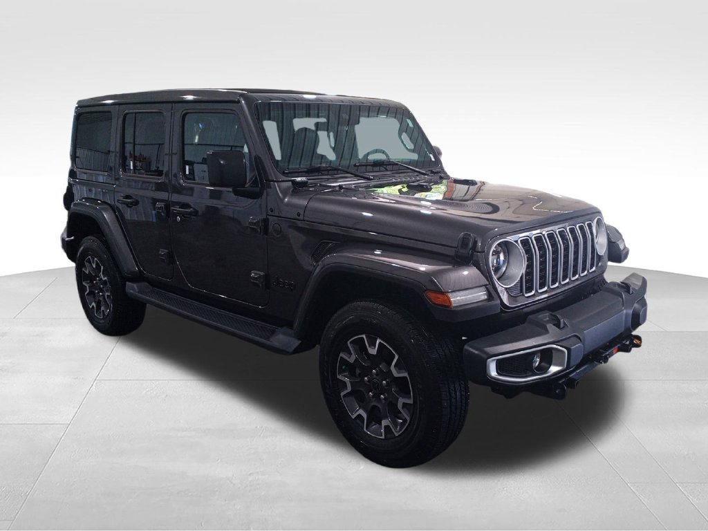 Used 2025 Gray Jeep Sahara image 9