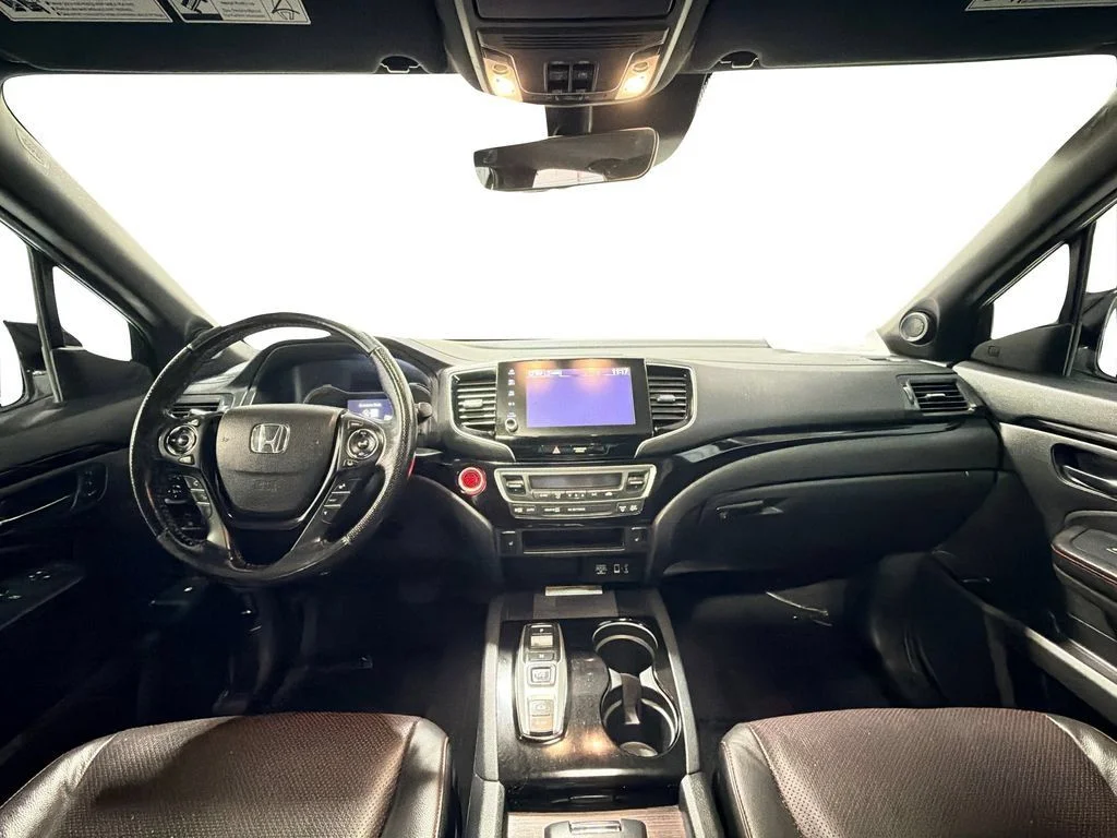 Used 2023 White Honda Black Edition image 22
