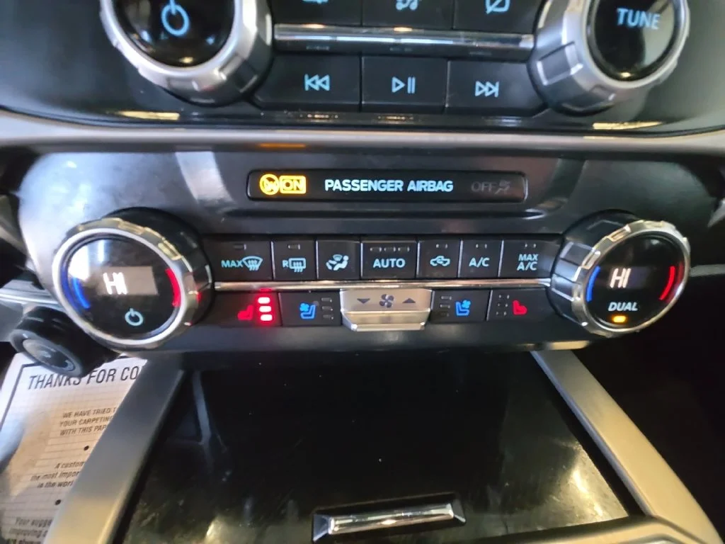 Used 2022 White Ford Platinum image 23