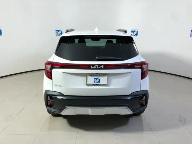 New 2026 Snow White Pearl Kia S image 9