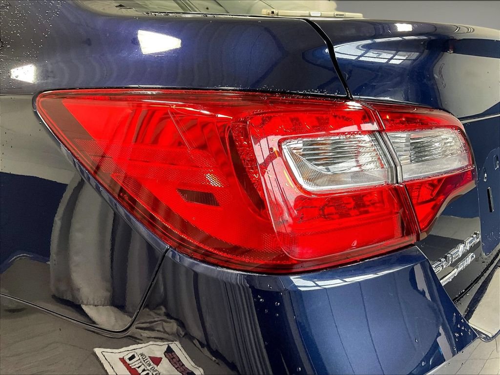 Used 2018 Blue Subaru 2.5i image 34