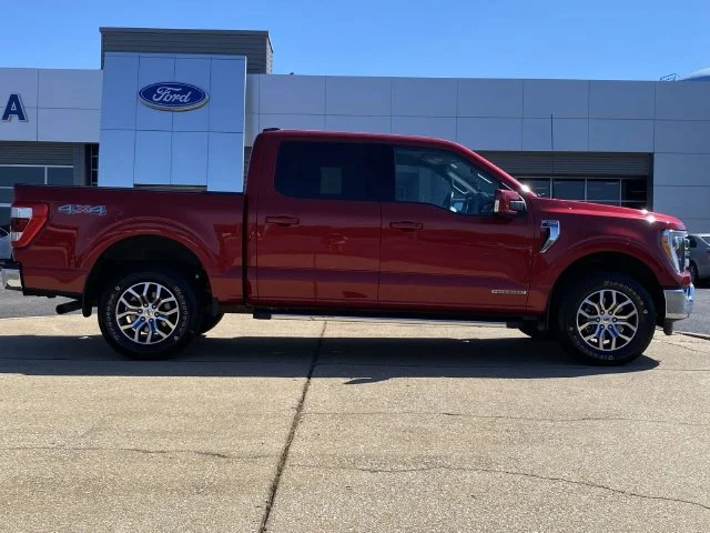 Used 2021 Red Metallic Ford Lariat image 2