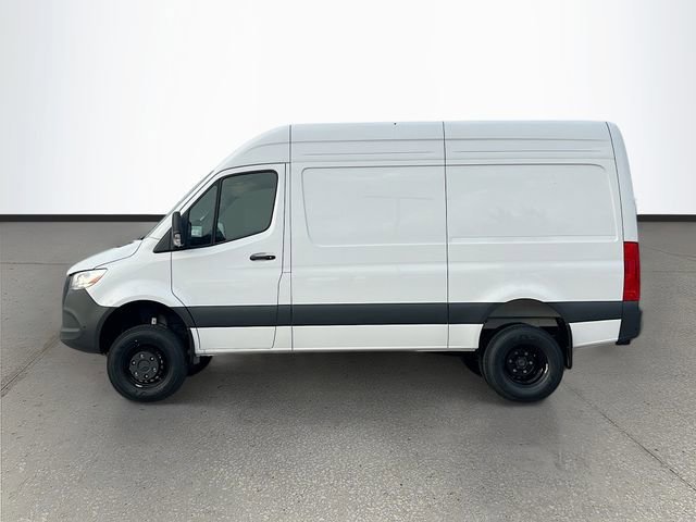 New 2026 Arctic White Mercedes-Benz Cargo 144 WB image 4