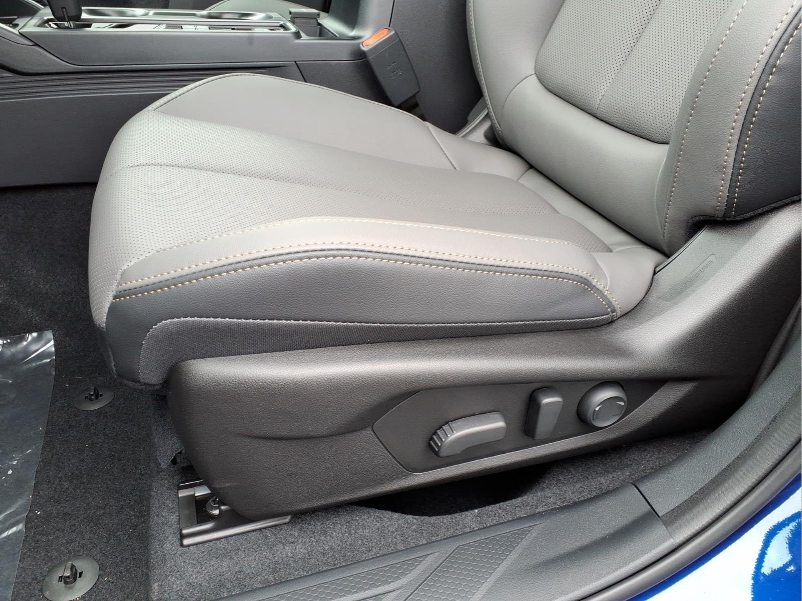 2026 Subaru Outback Limited - Photo 10