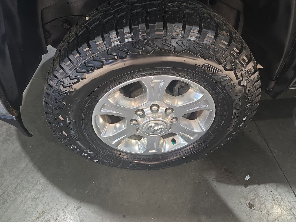 Used 2019 Black Ram Big Horn image 10