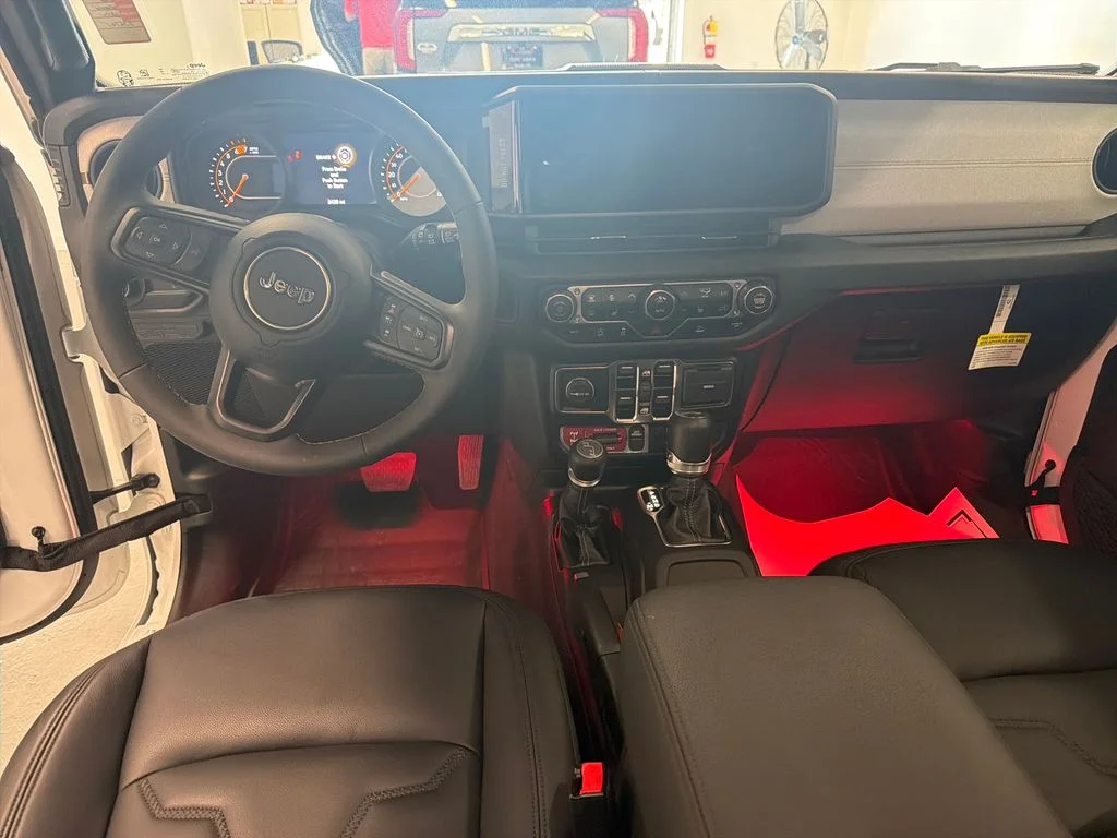Used 2024 White Jeep Willys image 16