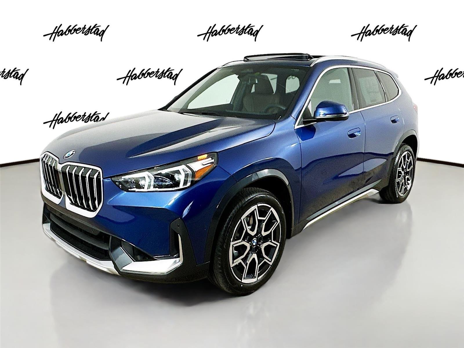 2025 BMW X1 28i