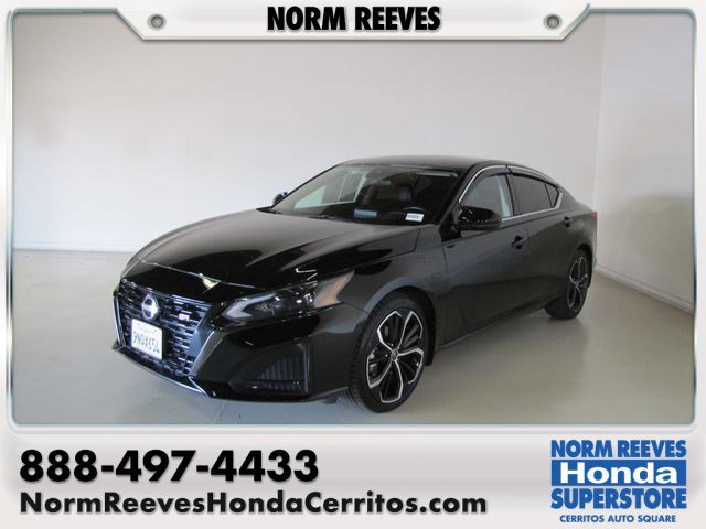 2023 Nissan Altima 2.5 SR's photo