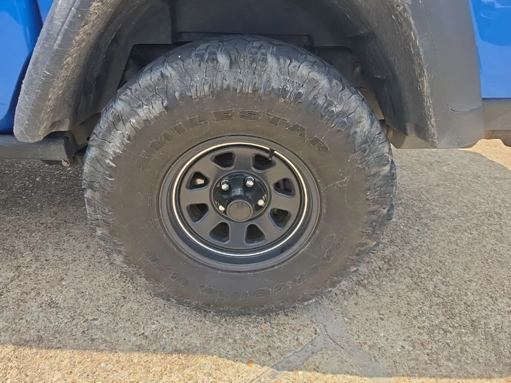 Used 2021 Blue Jeep Mojave image 13