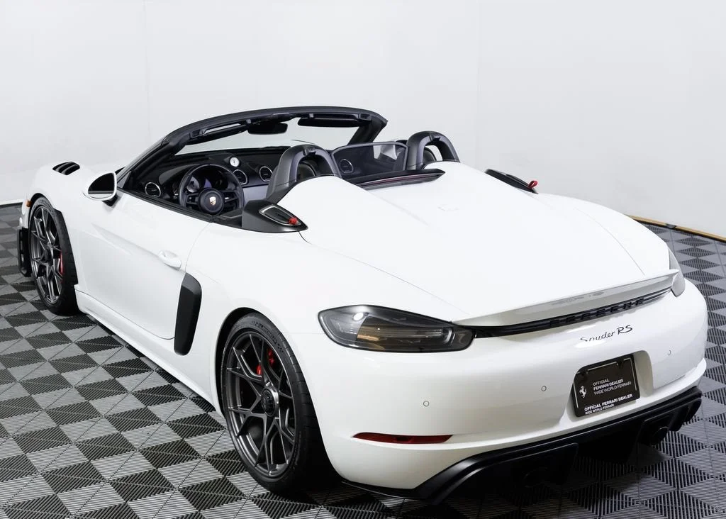 2025 Porsche 718 Spyder RS - Photo 15