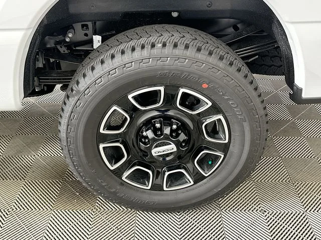 New 2026 Ford F-250SD Platinum