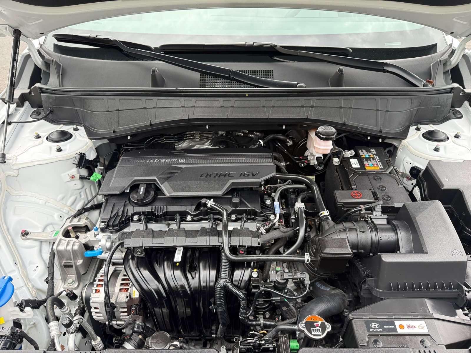 Certified Used 2025 White Hyundai SEL image 20