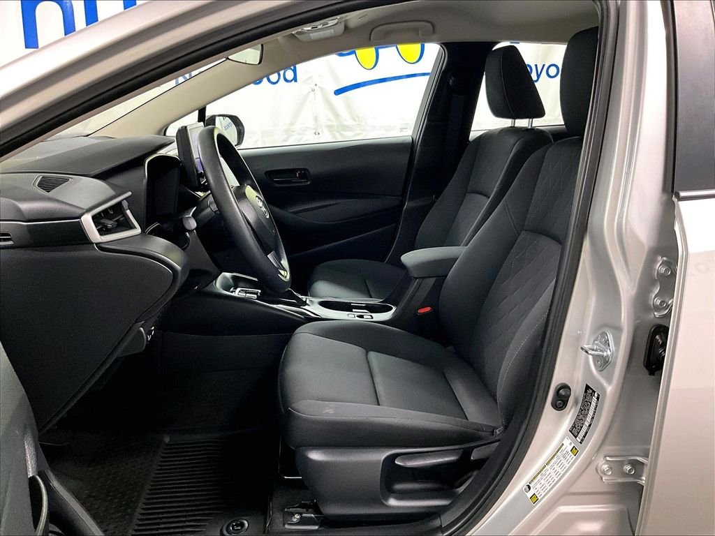 Used 2025 Silver Toyota LE image 10