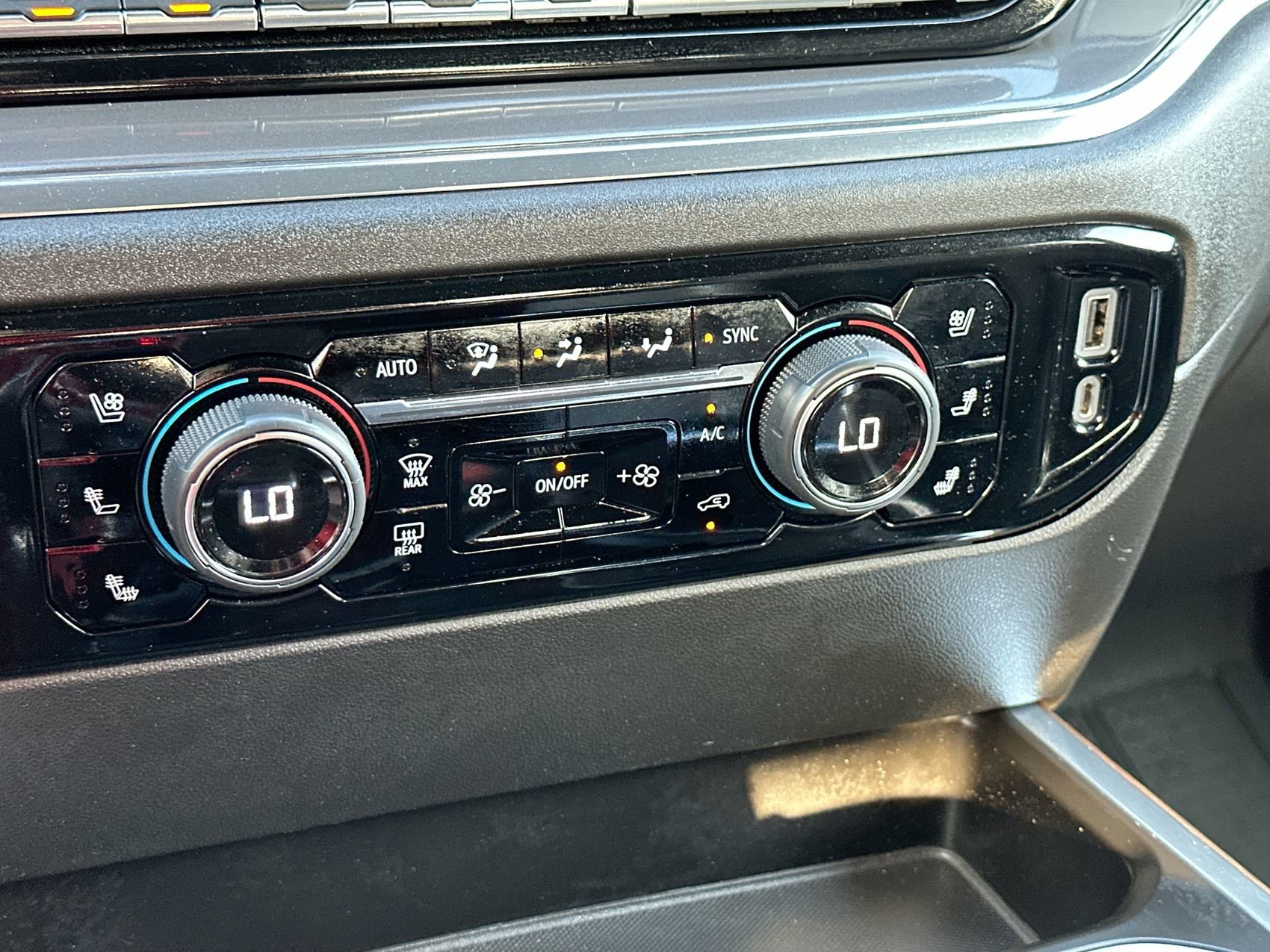 Used 2023 Black Chevrolet High Country image 18