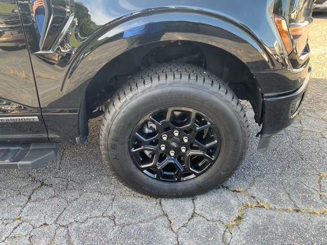 Used 2024 Black Ford XLT image 39