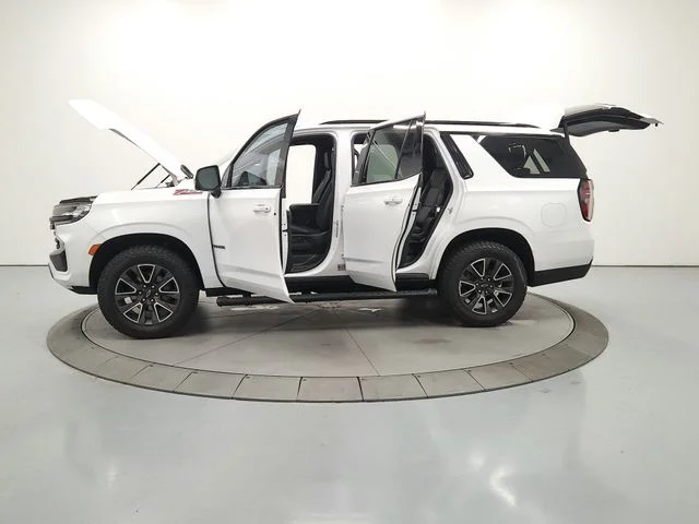 Used 2022 White Chevrolet Z71 image 12