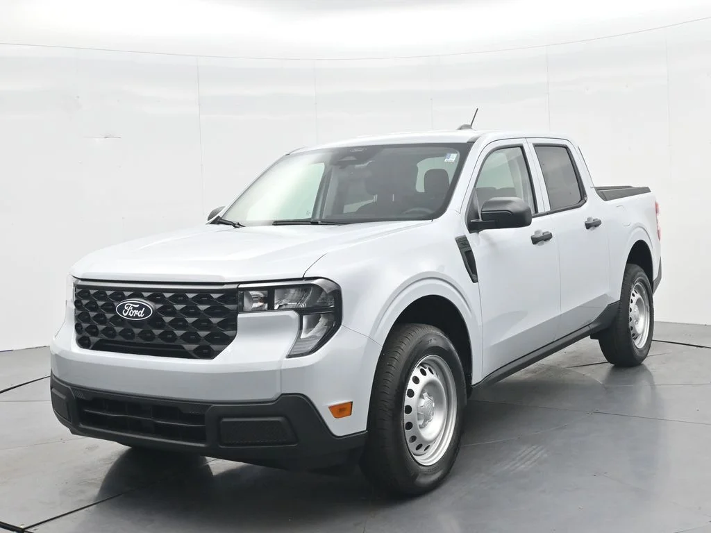 New 2026 Space White Metallic Ford XL image 1
