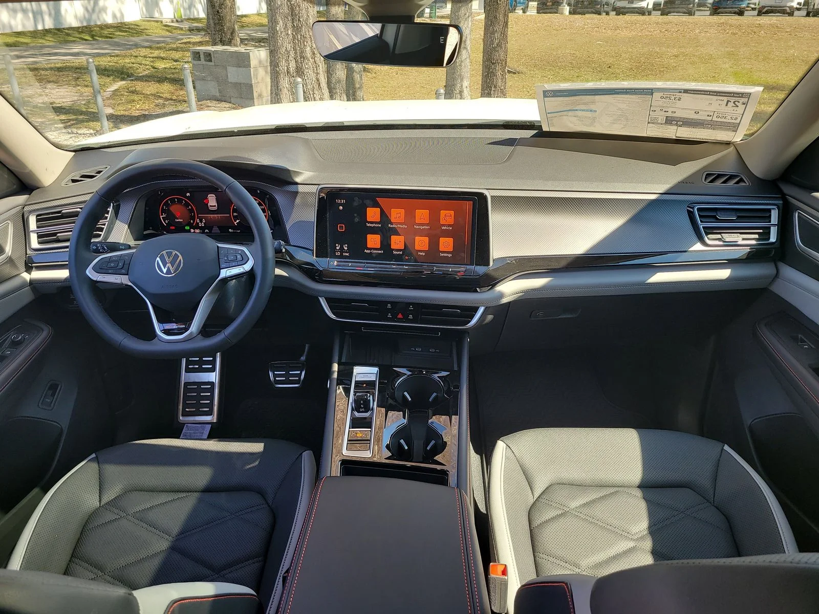 New 2026 Opal White Pearl Volkswagen 2.0T Peak Edition image 15