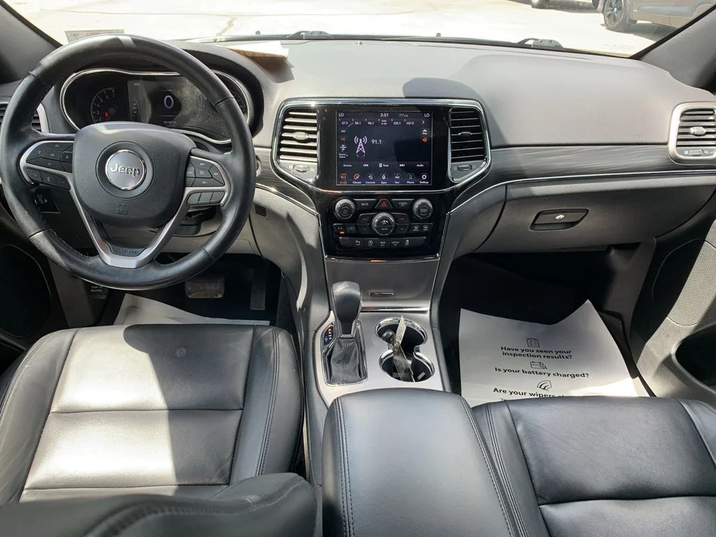 Used 2020 Black Jeep Limited image 16