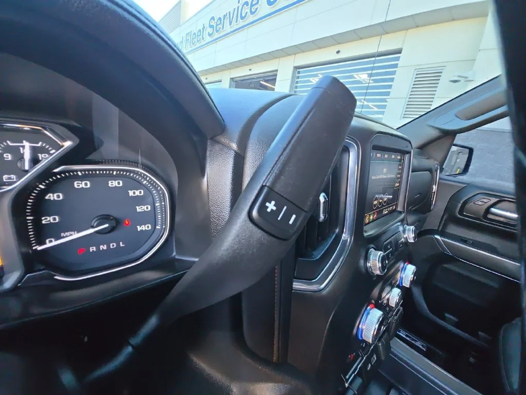 Used 2021 ONYX BLACK GMC AT4 image 24