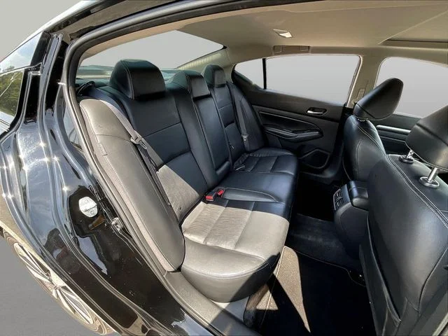 Used 2019 Black Nissan 2.5 SL image 27