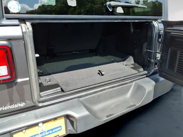 Used 2022 Gray Jeep Unlimited Sport S image 11