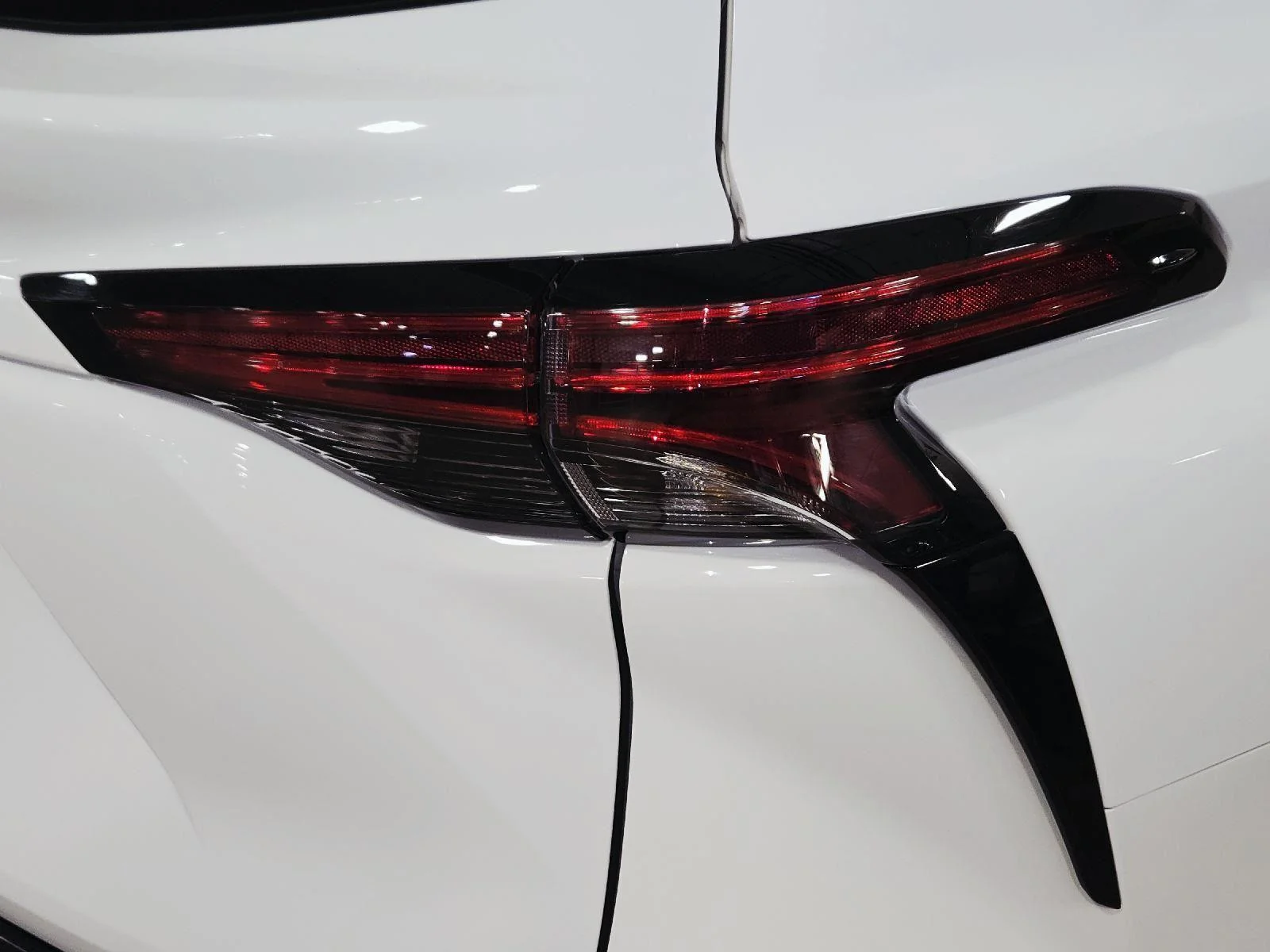 Used 2026 Ice Cap Toyota XSE image 59