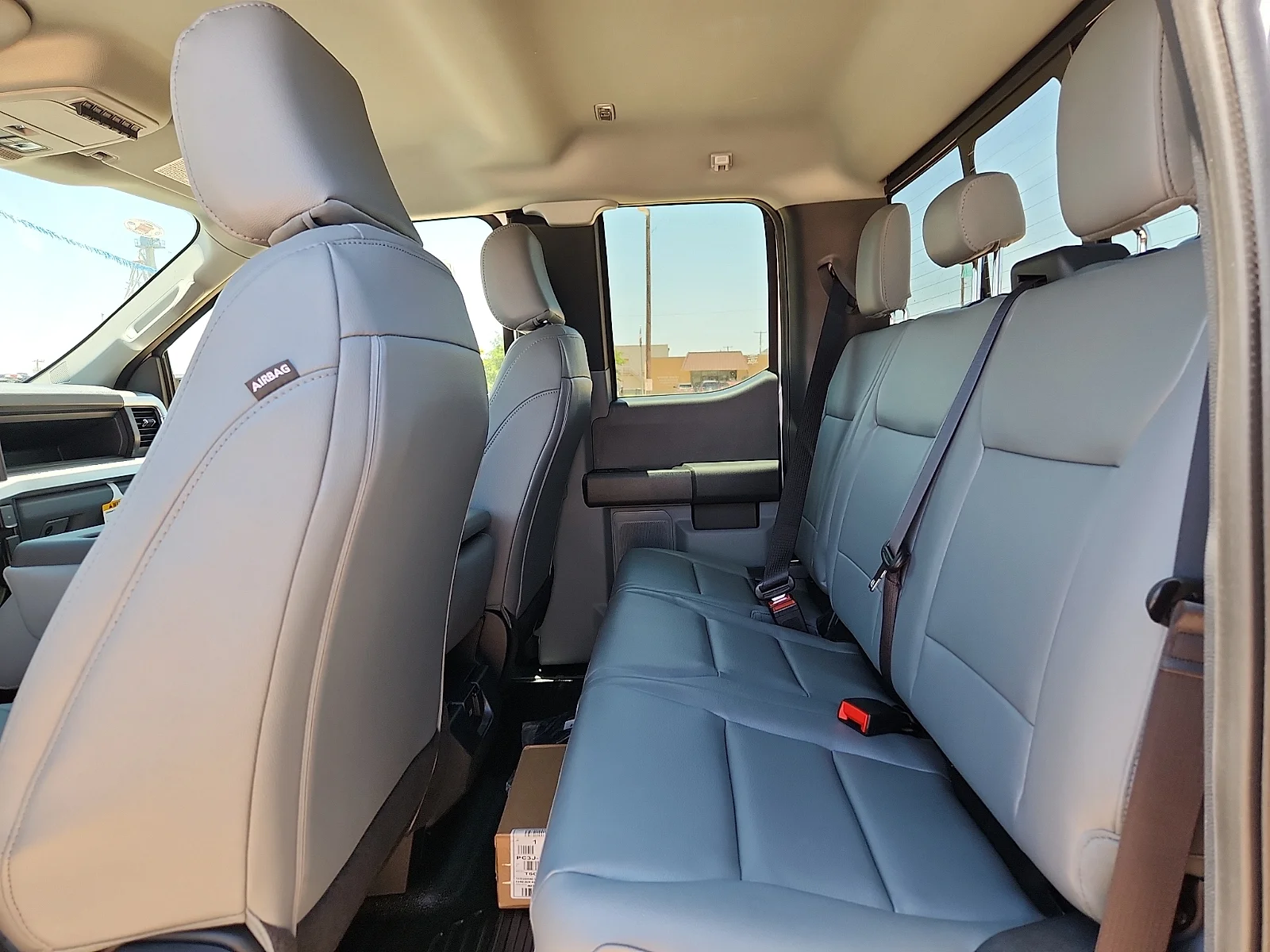 New 2026 Oxford White Ford F-350® XL image 18
