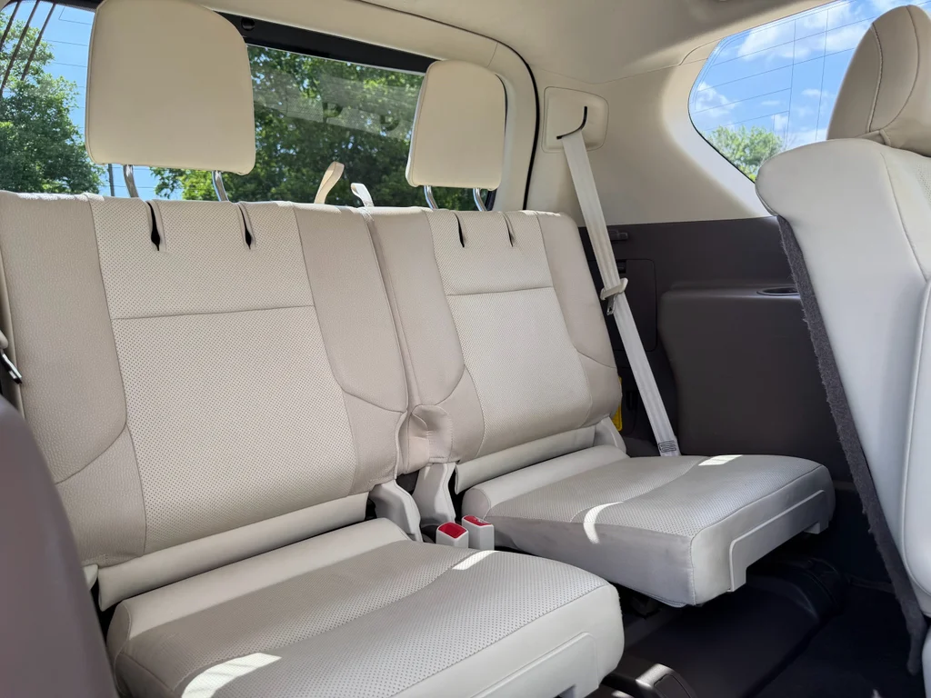 Used 2019 Starfire Pearl Lexus Premium image 28