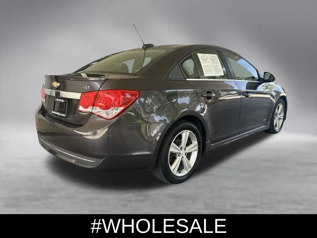 Used 2016 Gray Chevrolet 2LT image 3